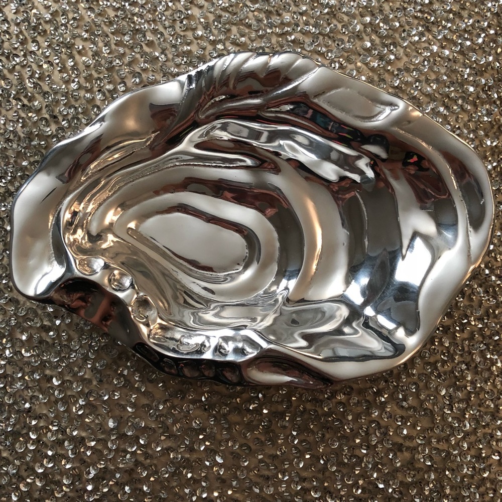 Beatrix Ball “Ocean Oyster Bowl”